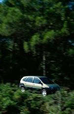 Renault Scenic RX4 2000 года
